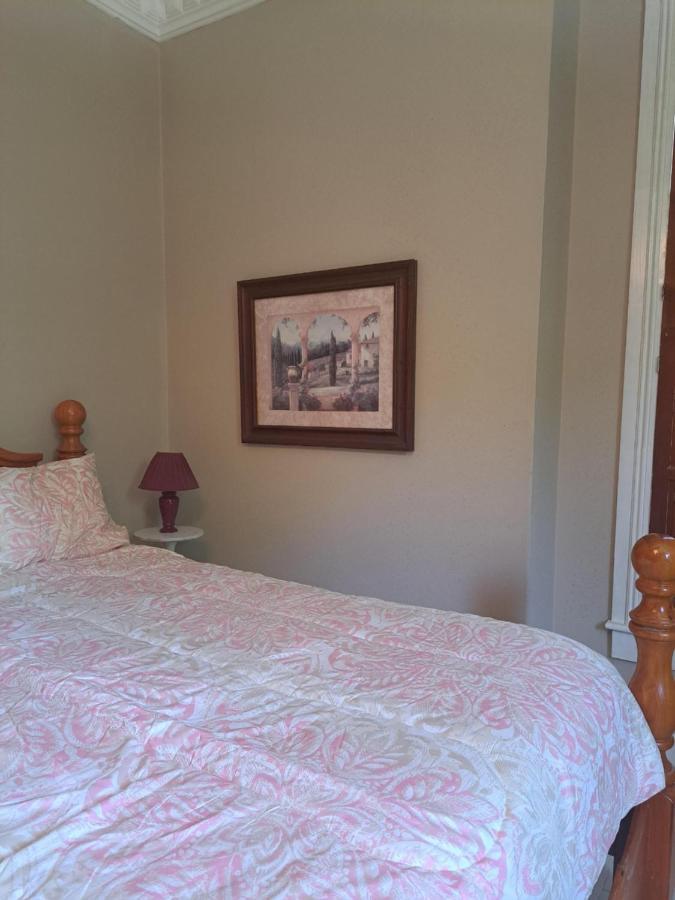 Bed and Breakfast Leslie Manor à Glasgow Extérieur photo